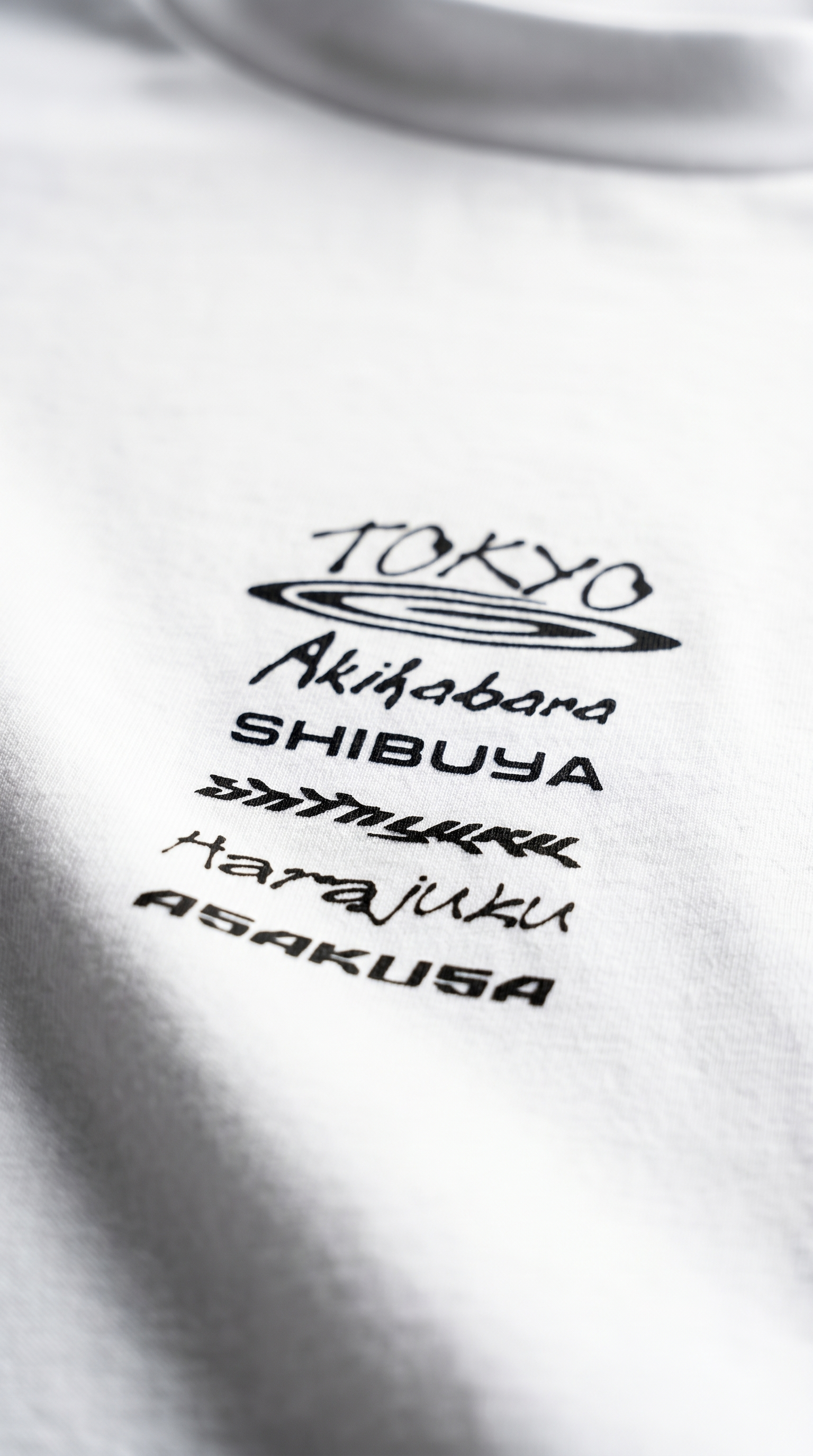 WHITE TOKYO CAPSULE TANK
